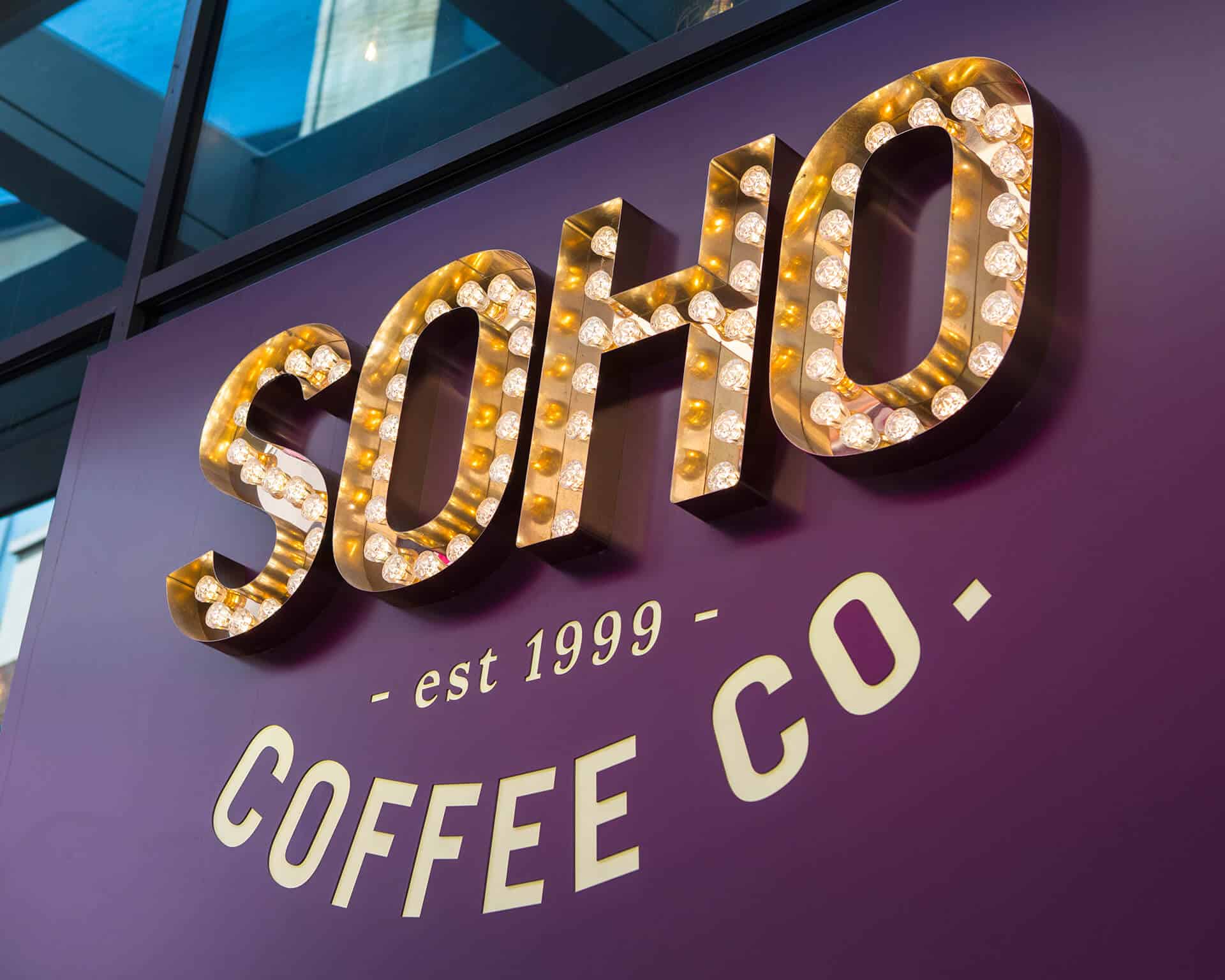 Image illustrant le nettoyage des enseignes